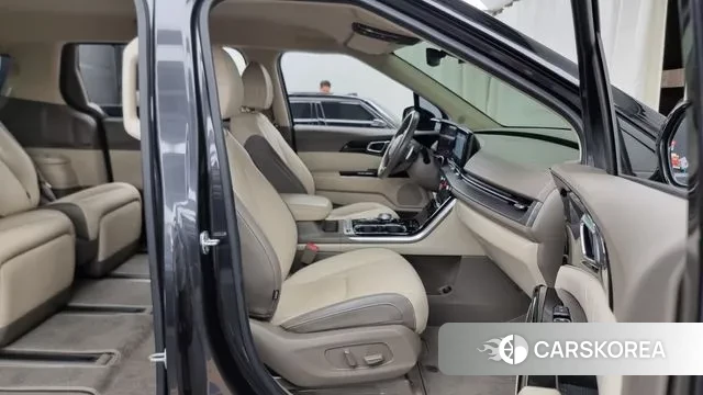 Kia Carnival 4th generation 2022 Серый из Кореи, фото 2