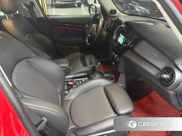 Mini Cooper 2020 Красный из Кореи, фото 2