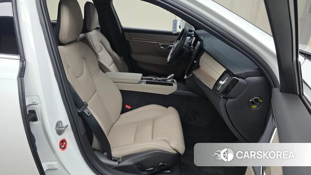 Volvo S90 2025 Белый из Кореи, фото 2