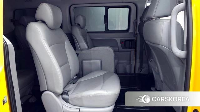 Hyundai The New Grand Starex 2018 Желтый из Кореи, фото 2
