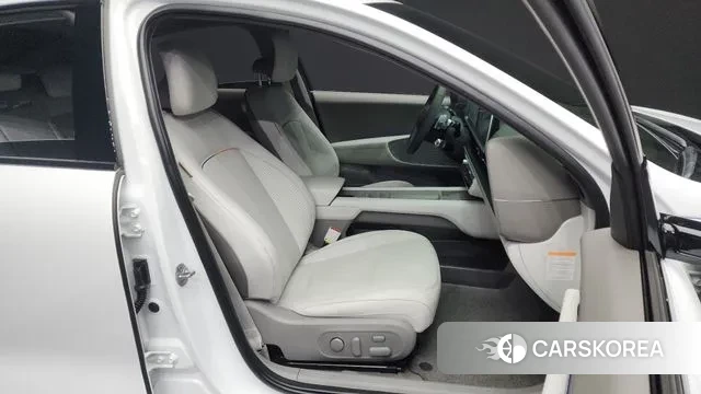 Hyundai Ionic 6 2023 Белый из Кореи, фото 2