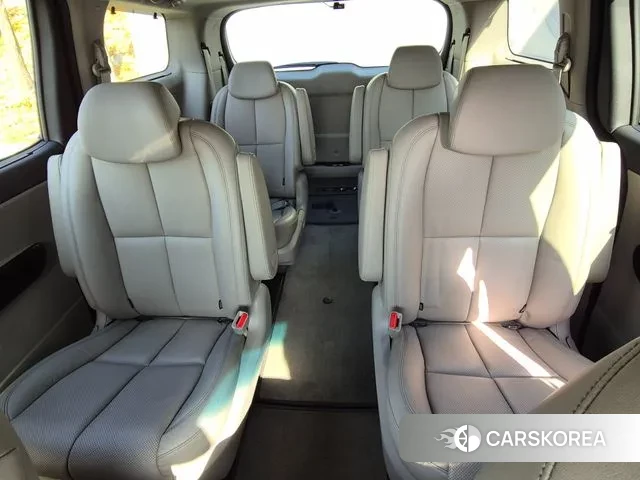 Kia The New Carnival 2019 Серый из Кореи, фото 2