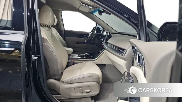 Kia Carnival 4th generation 2021 Черный из Кореи, фото 2