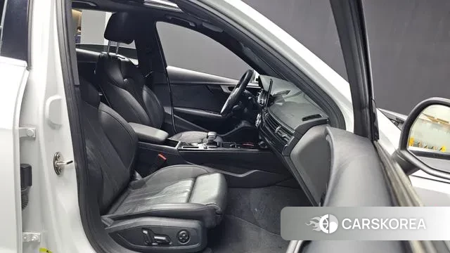 Audi A4 (B9) 2020 Белый из Кореи, фото 2