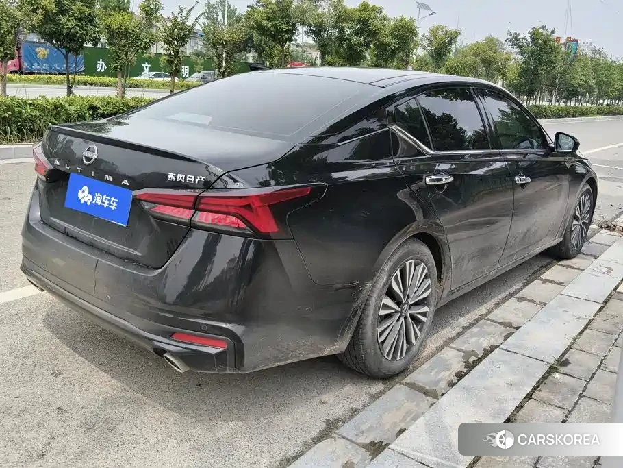 Nissan Altima 2025 Черный из Китая, фото 2