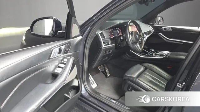 BMW X7 (G07) 2020 Серый из Кореи, фото 2