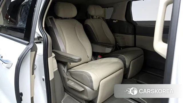 Kia The New Carnival 4th Generation 2025 Белый из Кореи, фото 2