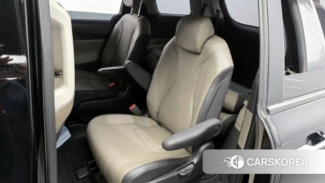 Kia The New Carnival 4th Generation 2024 Черный из Кореи, фото 2