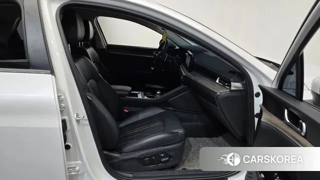 Kia K5 3rd generation 2022 Белый из Кореи, фото 2