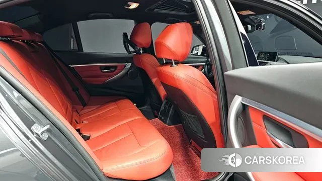 BMW 3 Series (F30) 2018 Серый из Кореи, фото 2