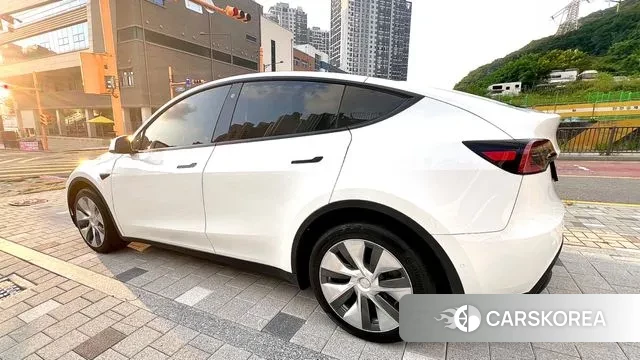Tesla Model Y 2022 Белый из Кореи, фото 2