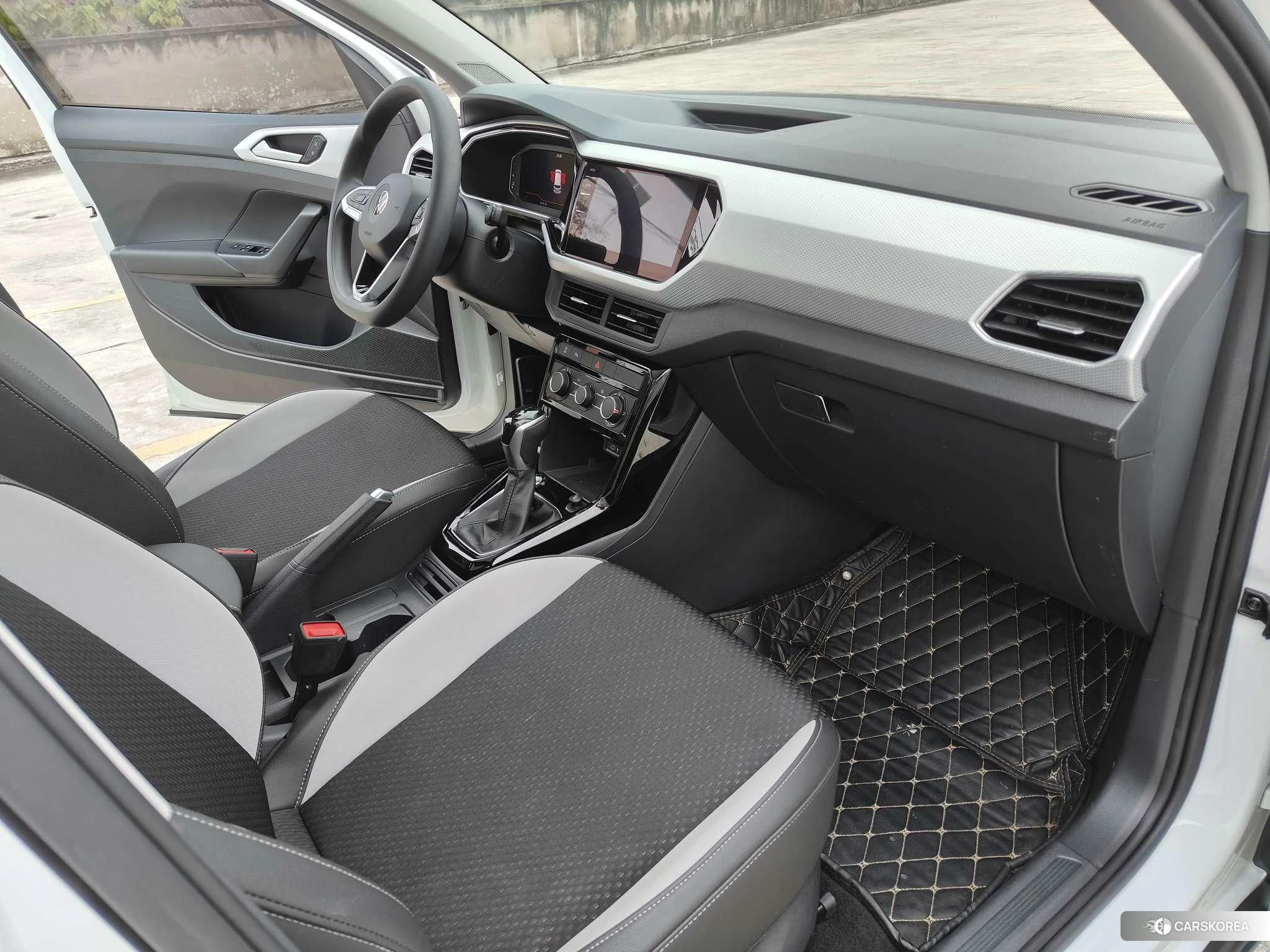 Volkswagen Exploring the shadow 2021 Белый из Китая, фото 2