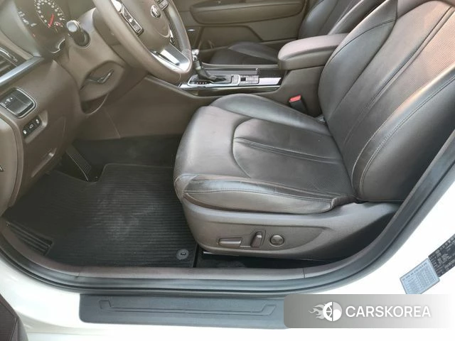 Kia The New K5 2nd generation 2018 Белый из Кореи, фото 2