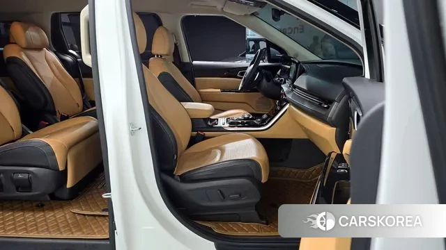 Kia Carnival 4th generation 2023 Белый из Кореи, фото 2