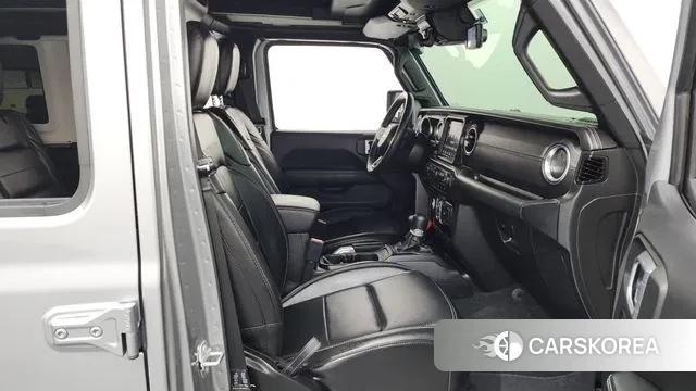 Jeep Wrangler (JL) 2020 Серебряный из Кореи, фото 2