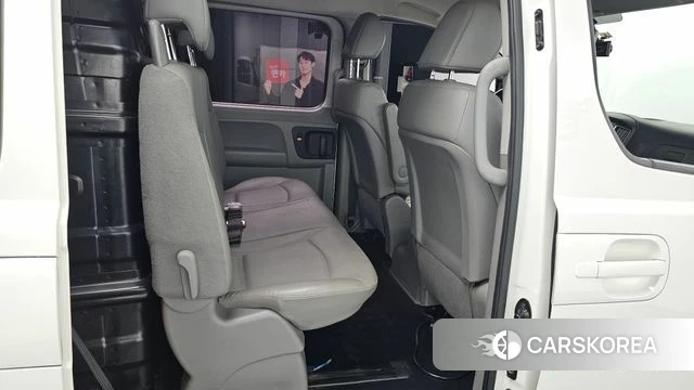 Hyundai The New Grand Starex 2018 Белый из Кореи, фото 2