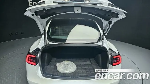 Tesla Model 3 2021 Белый из Кореи, фото 2