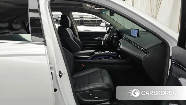 Genesis GV70 2021 Белый из Кореи, фото 2