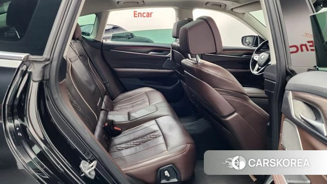 BMW 6 Series GT (G32) 2022 Черный из Кореи, фото 2