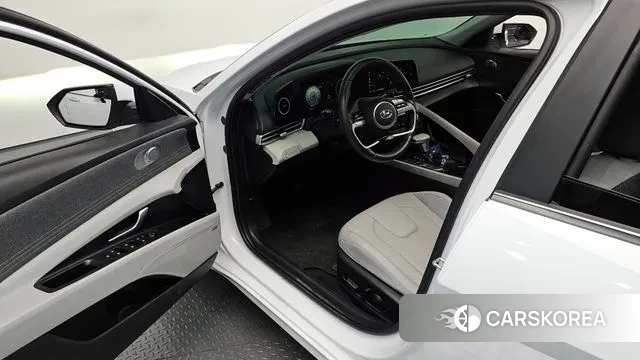 Hyundai Avante (CN7) 2022 Белый из Кореи, фото 2