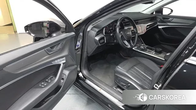 Audi A6 (C8) 2020 Черный из Кореи, фото 2