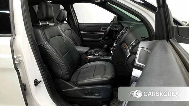 Ford Explorer 2019 Белый из Кореи, фото 2