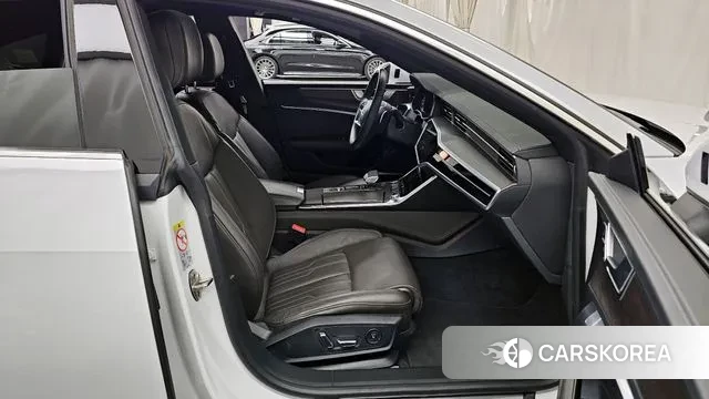 Audi A7 (4K) 2022 Белый из Кореи, фото 2