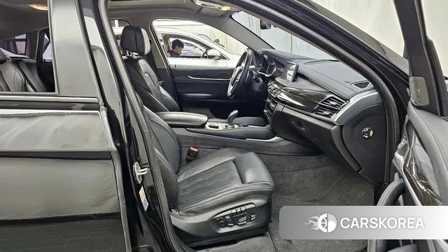 BMW X6 (F16) 2019 Черный из Кореи, фото 2