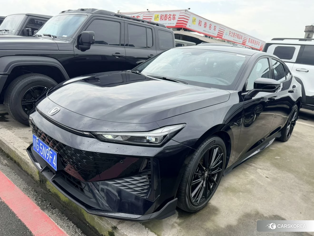 Chang'an UNI-V 2024 Черный из Китая, фото 2