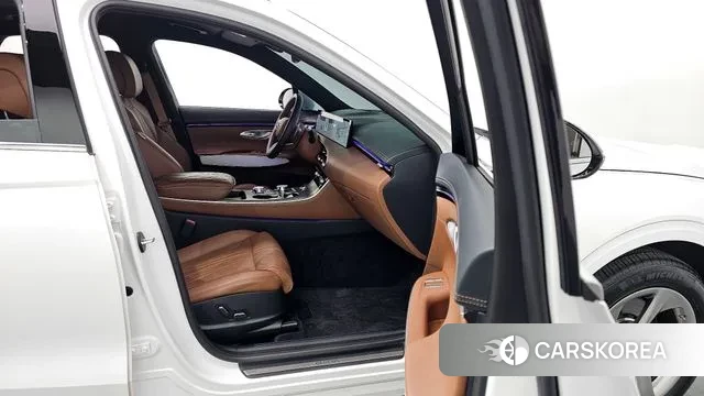 Genesis GV70 2024 Белый из Кореи, фото 2