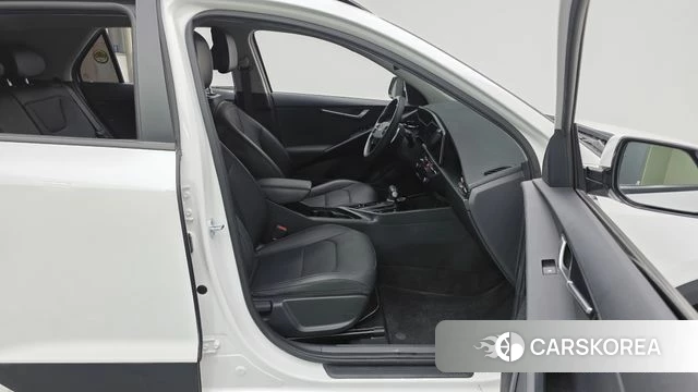 Kia Di Ol Nu Niro 2022 Белый из Кореи, фото 2