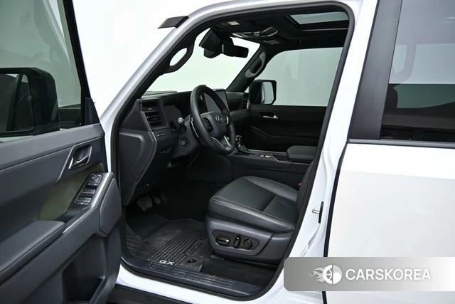 Lexus GX 2024 Белый из Китая, фото 2