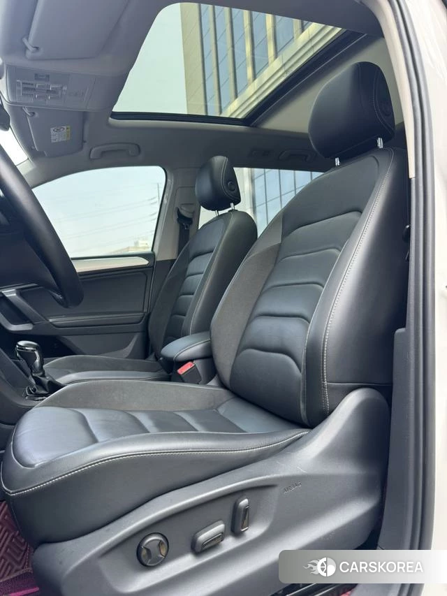 Volkswagen Tiguan L 2019 Белый из Китая, фото 2