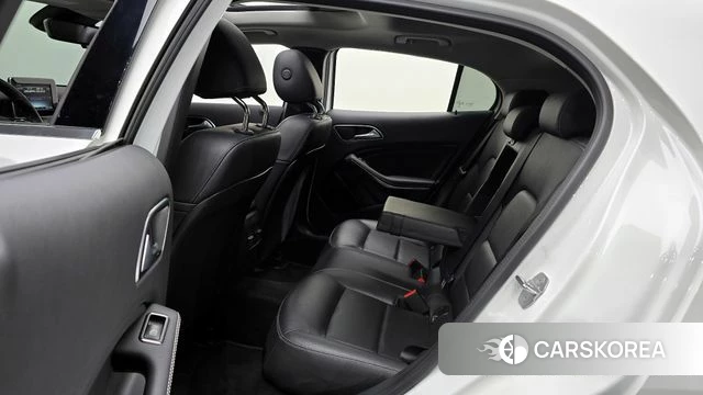 Mercedes-Benz GLA-Class X156 2019 Белый из Кореи, фото 2