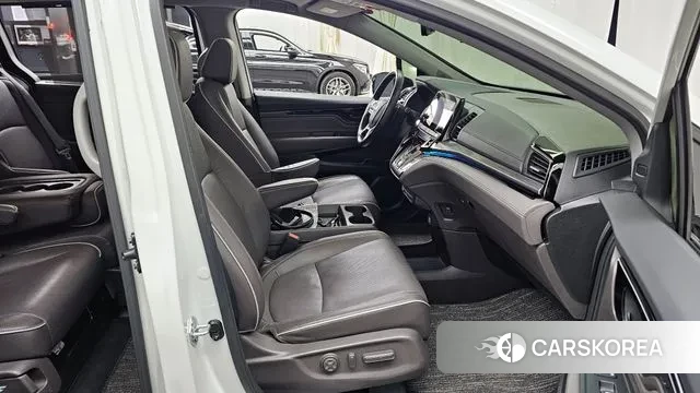 Honda Odyssey 2022 Белый из Кореи, фото 2