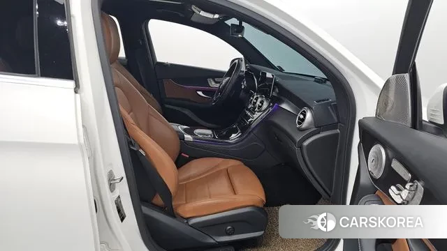 Mercedes-Benz GLC-Class X253 2020 Белый из Кореи, фото 2