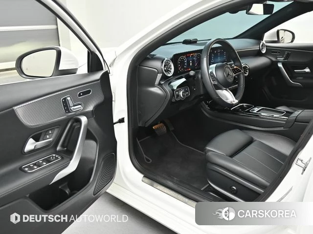 Mercedes-Benz A-Class W177 2024 Белый из Кореи, фото 2