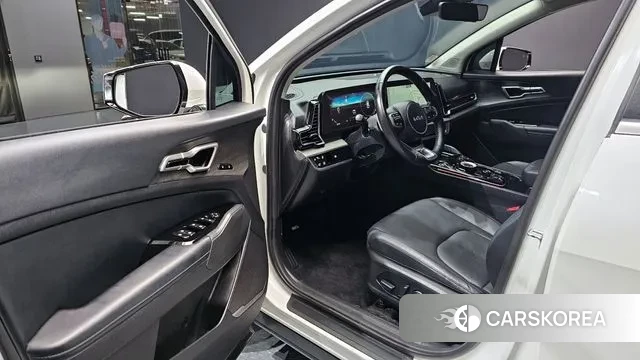 Kia Sportage 5th Generation Hybrid 2022 Белый из Кореи, фото 2