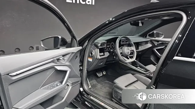 Audi A3 (8Y) 2025 Черный из Кореи, фото 2