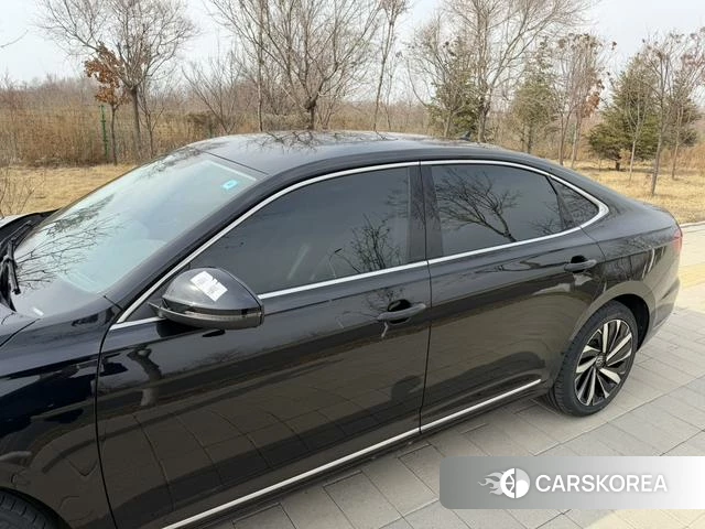Volkswagen Passat 2023 Черный из Китая, фото 2