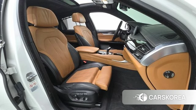 BMW X6 (F16) 2018 Белый из Кореи, фото 2