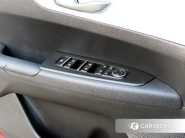 Kia The New K3 2nd generation 2021 Белый из Кореи, фото 2