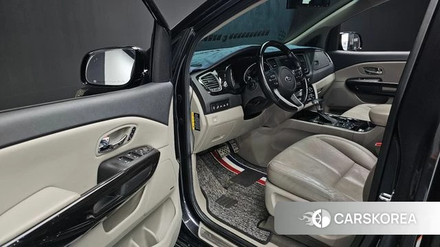 Kia The New Carnival 2018 Серый из Кореи, фото 2