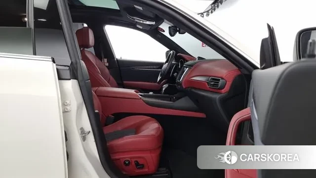 Maserati Levante 2018 Белый из Кореи, фото 2