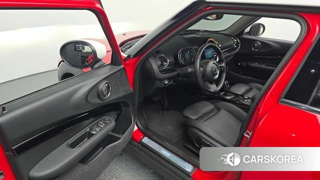 Mini Cooper Clubman 2022 Красный из Кореи, фото 2