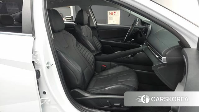 Hyundai Avante (CN7) 2022 Белый из Кореи, фото 2