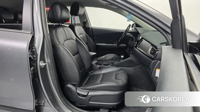 Kia Niro 2018 Серый из Кореи, фото 2