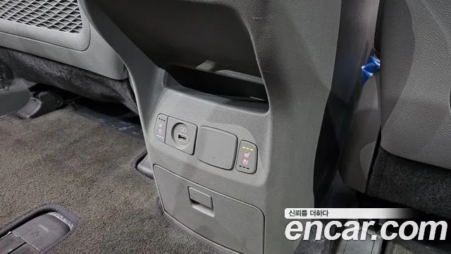 Kia The New Carnival 2020 Белый из Кореи, фото 2