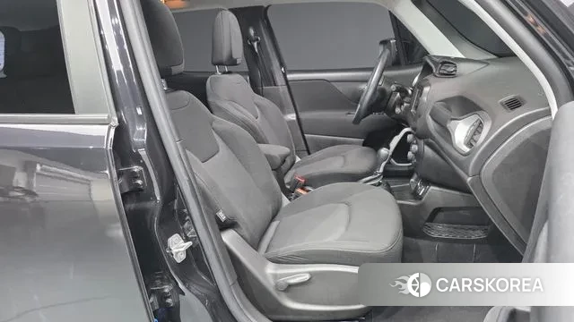 Jeep Renegade 2020 Черный из Кореи, фото 2