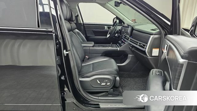 Hyundai Santa Fe (MX5) 2024 Черный из Кореи, фото 2